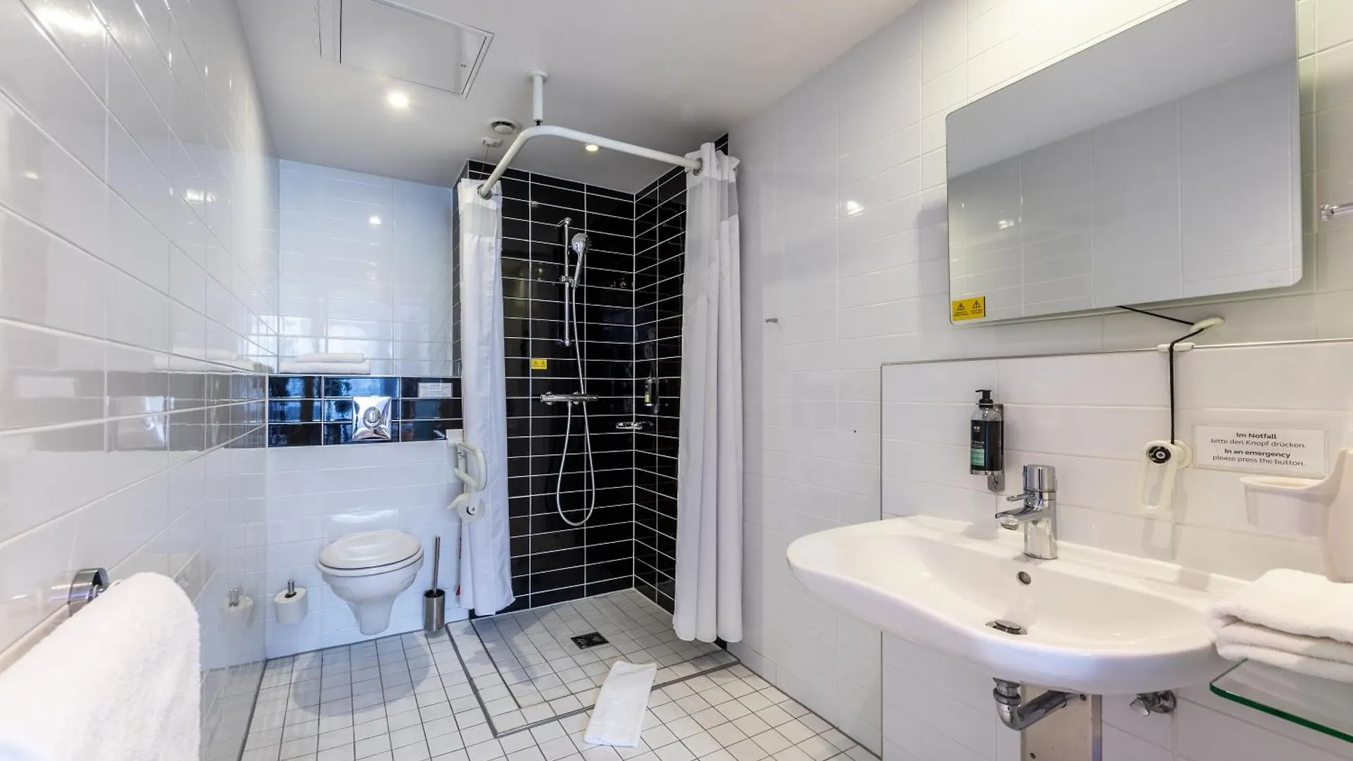 *** ホテル Premier Inn Hamburg City Millerntor ドイツ
