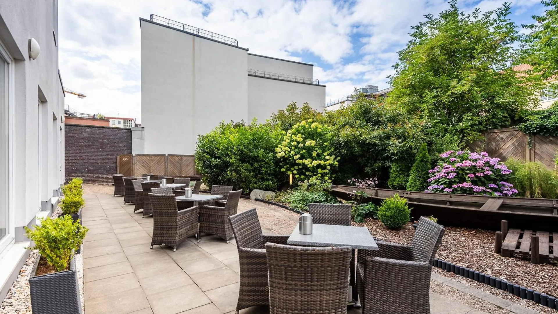 Hotel Premier Inn Hamburg City Millerntor